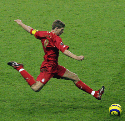 steven-gerrard-in-flight